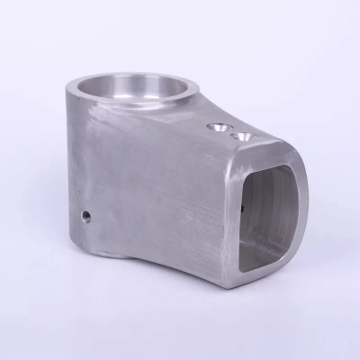 鋁鑄件工業(yè)機器人