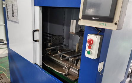 自制設(shè)備-深油孔去毛刺機